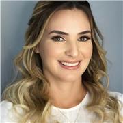 Professora de ciências ou biologia